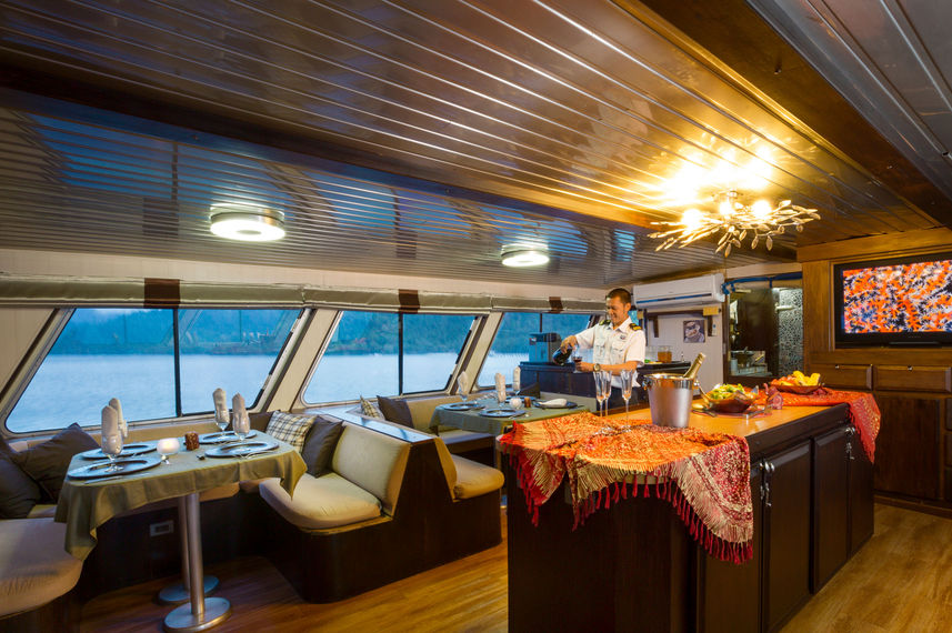 Sala de Jantar - Thailand Aggressor