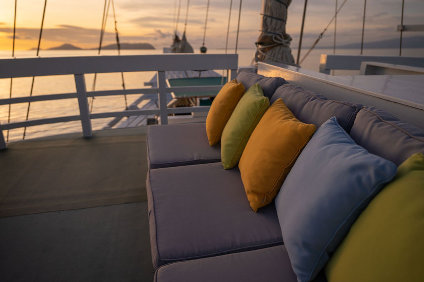 Buitenlounge - Pindito