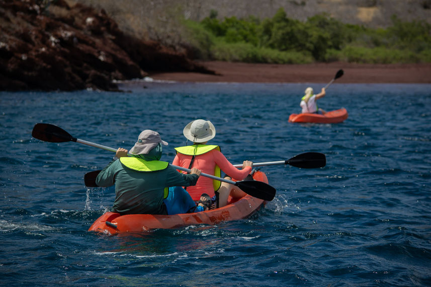 Kayak a bordo - Monserrat