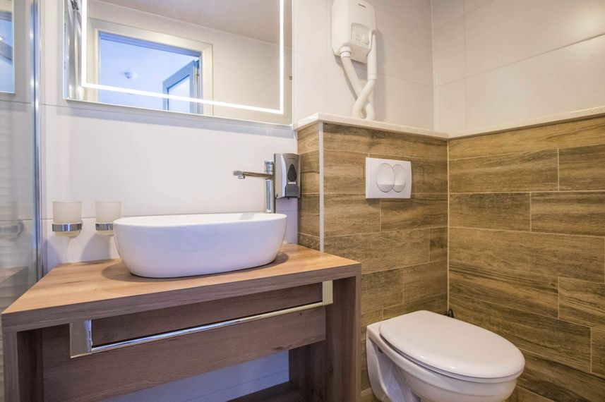 En-suite badkamers - Mama Marija