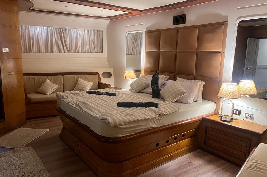 Cabine Padrão - Galaxy 720