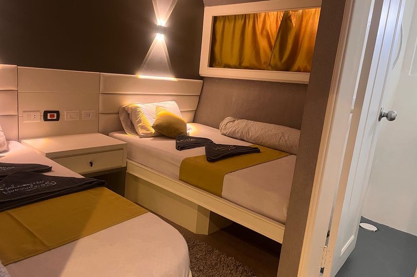 Cabine Padrão - Galaxy 720