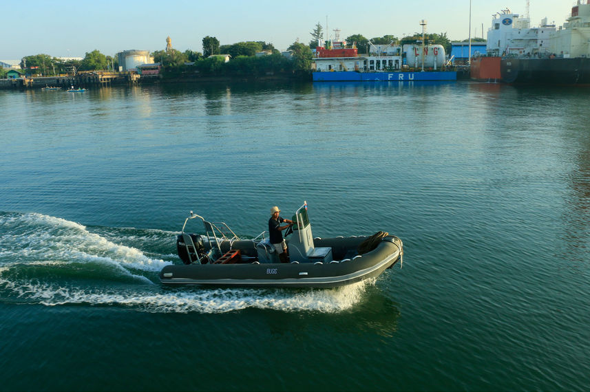 Life Boat - Bugis