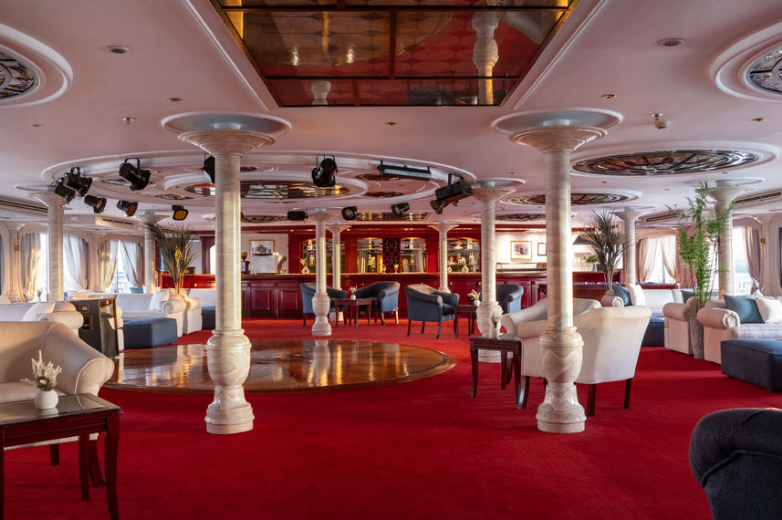 Área de Bar e Lounge - Nile Crown II